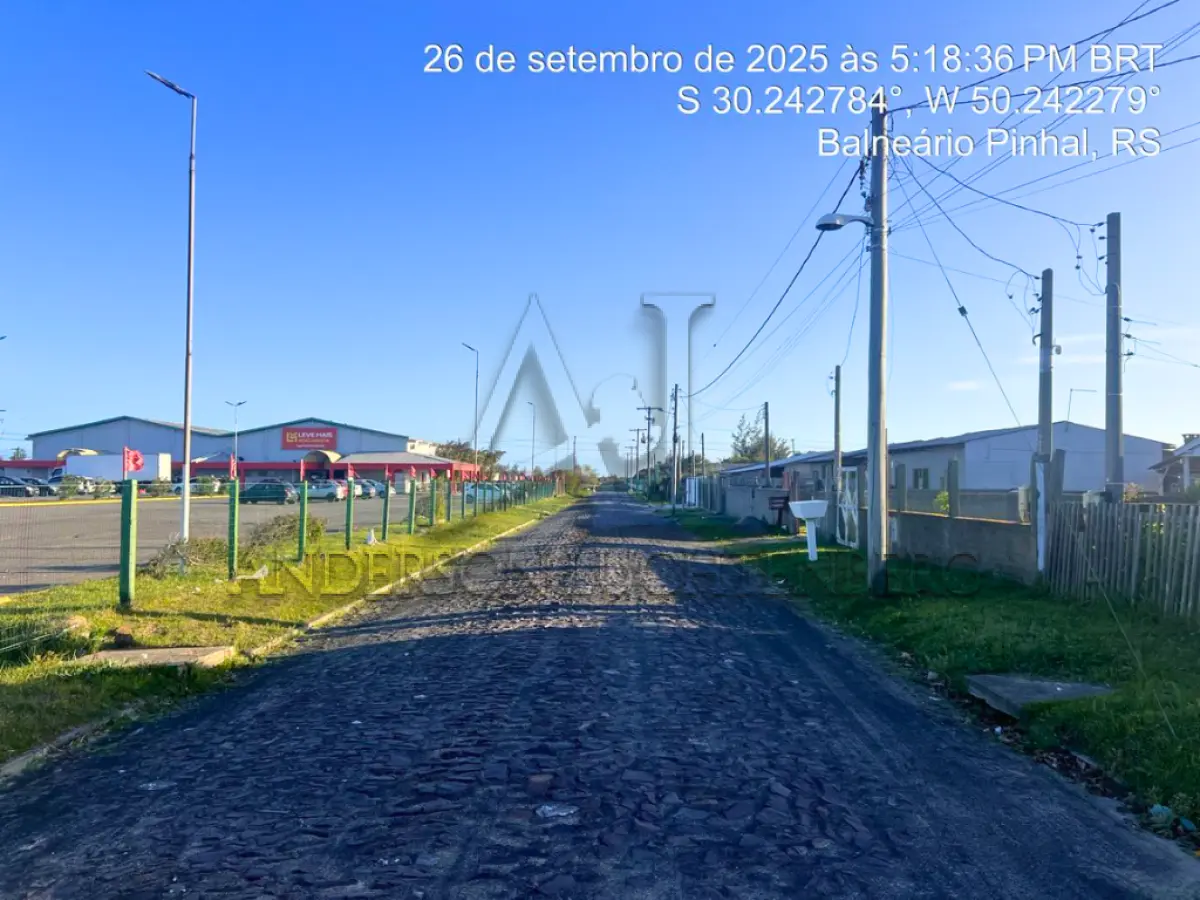 LOTE 007 - Terreno com 360m² em Balneário Pinhal-RS