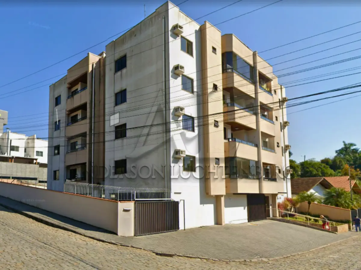 LOTE 001 - Apartamento Blumenau