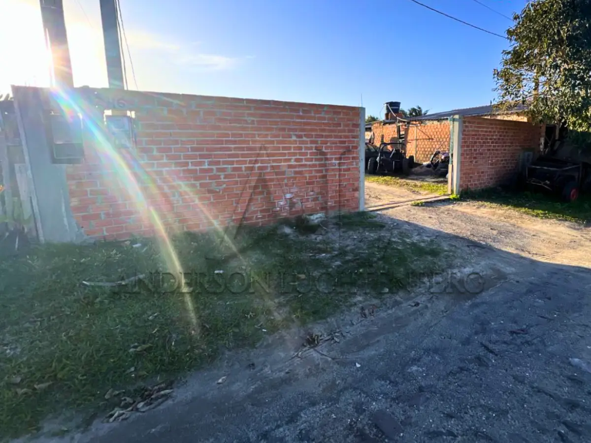 LOTE 007 - Terreno com 360m² em Balneário Pinhal-RS