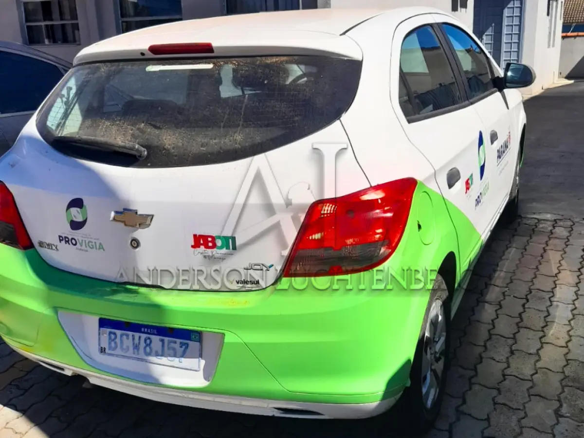 LOTE 003 - CHEVROLET ONIX 1.0 MT JOYE MEC. 2018/2019