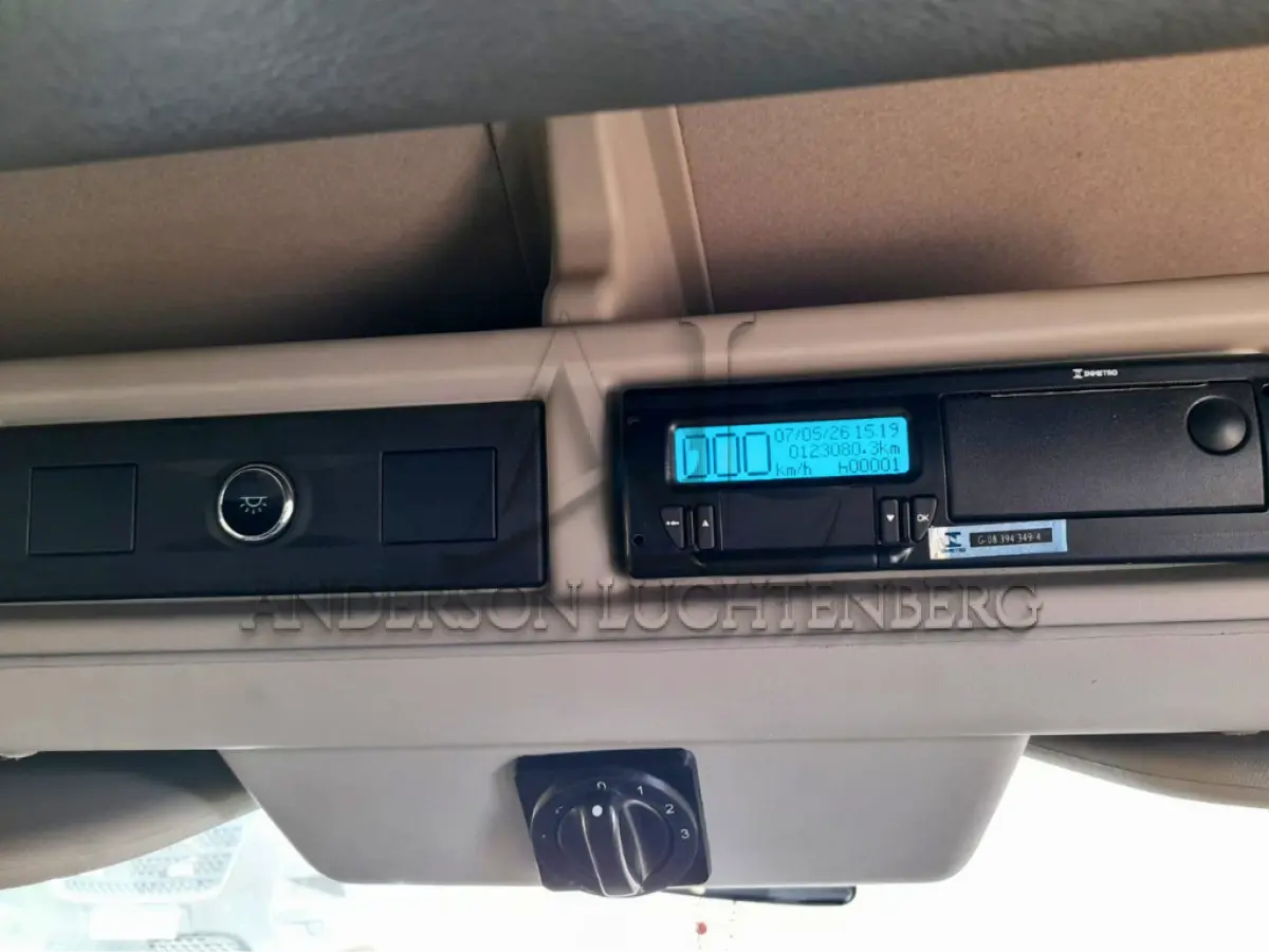 LOTE 008 - FORDTRANSIT AJAXS 16P 2021/2022