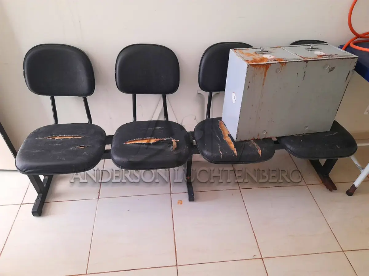 LOTE 011 - SUCATAS DIVERSAS