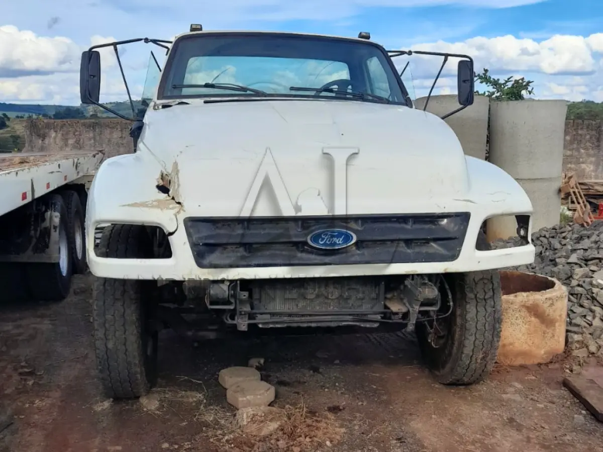 LOTE 009 - FORD F14000 HD ano/mod: 1998/1998