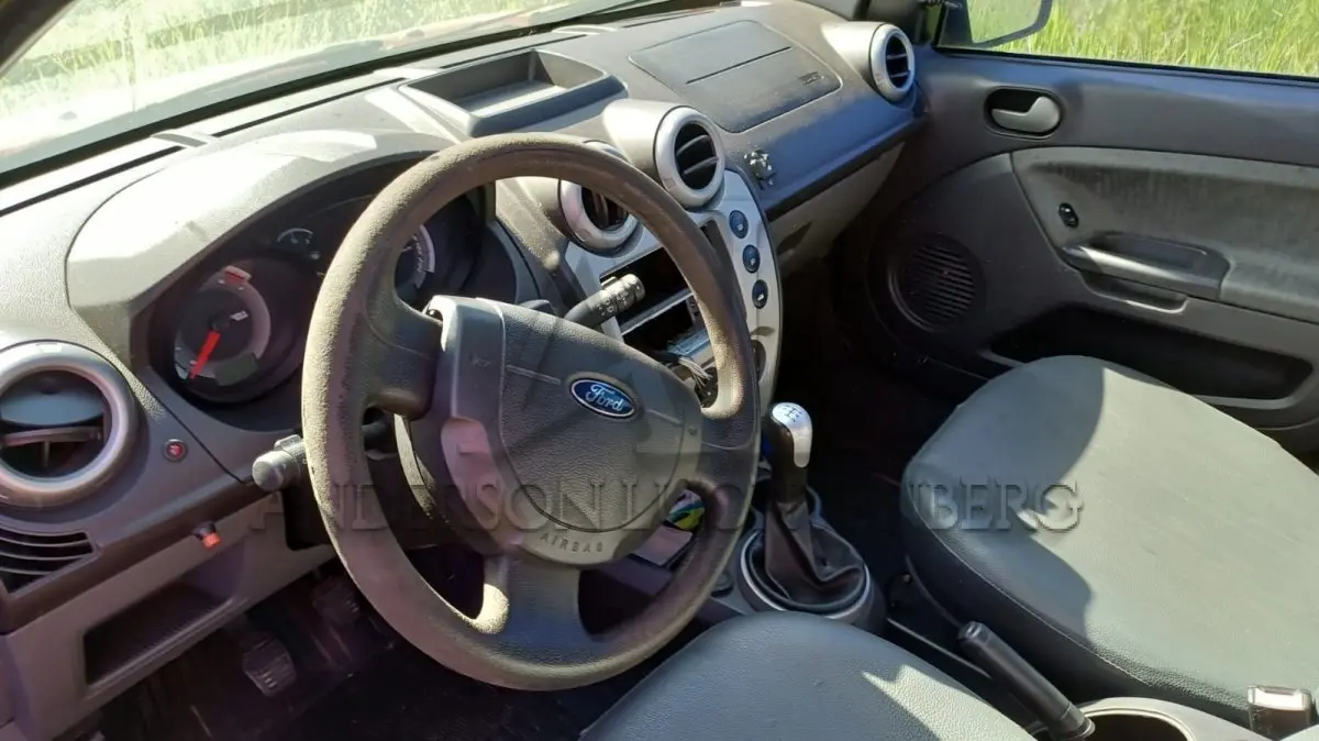 LOTE 003 - FORD/FIESTA SEDAN 1.6 FLEX