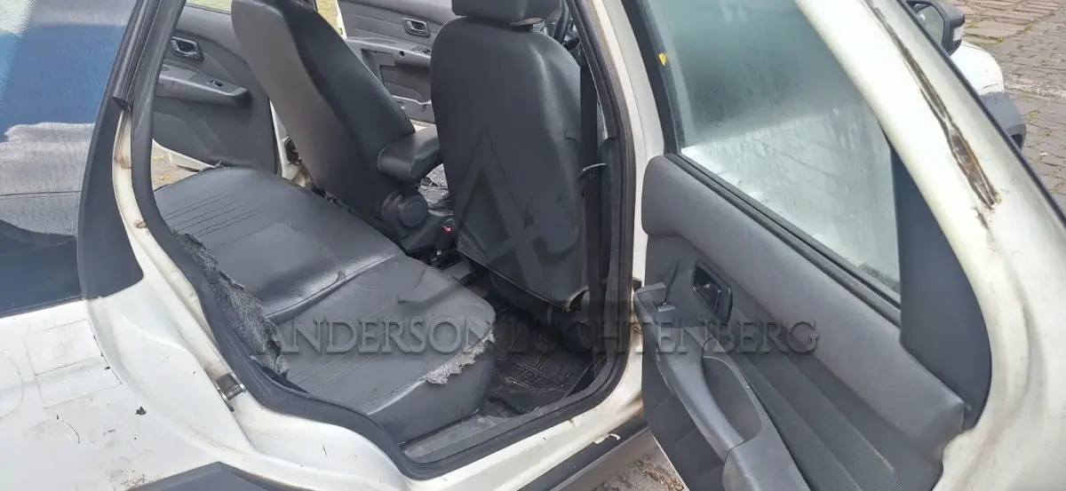LOTE 016 - FIAT/WEEKEND ADVENTURE