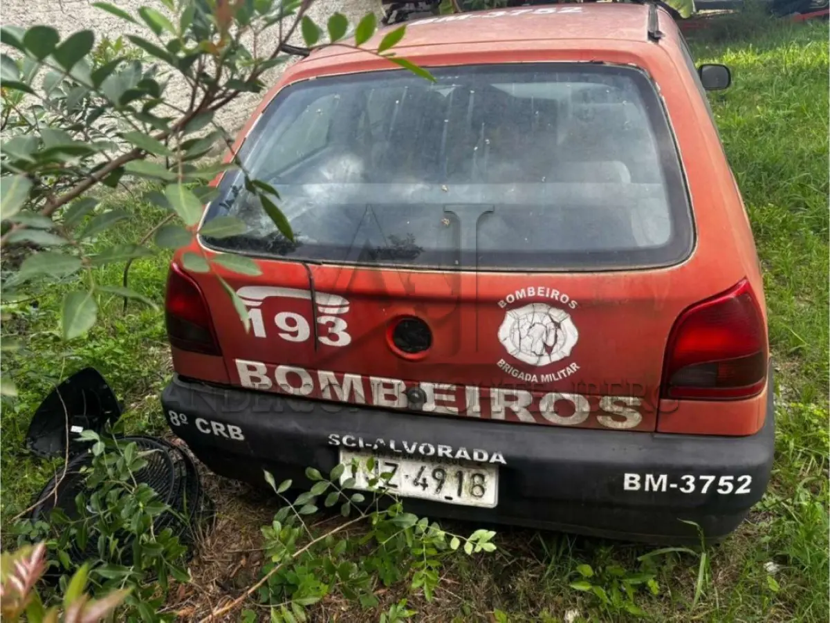 LOTE 011 - VW/GOL SPECIAL