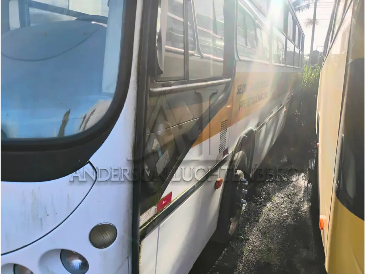 LOTE 015 - AGRALE MA120 NEOBUS SPEC 2005/2006
