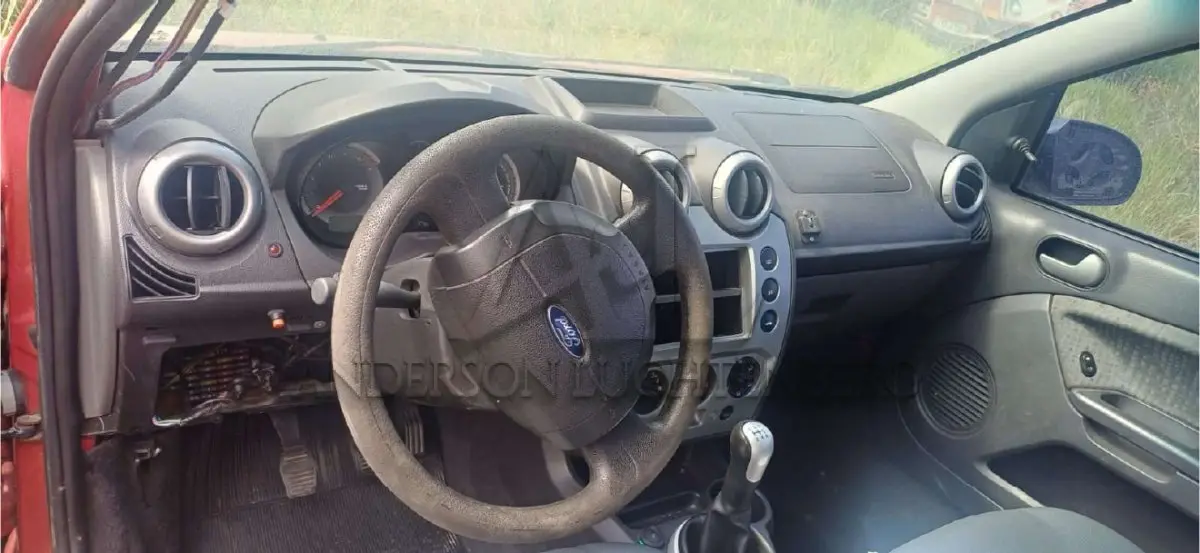 LOTE 002 - FORD/FIESTA SEDAN 1.6 FLEX
