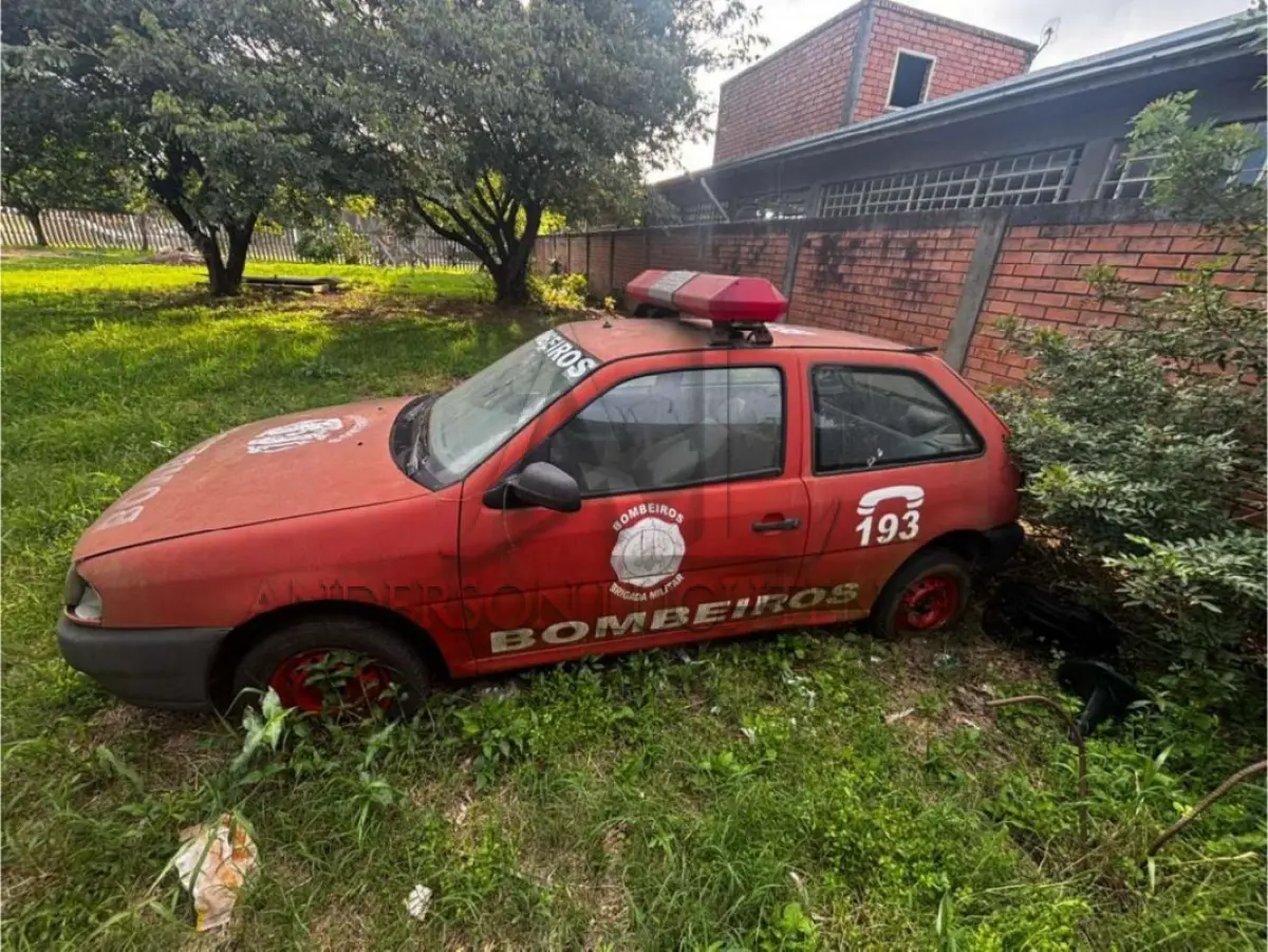 LOTE 011 - VW/GOL SPECIAL