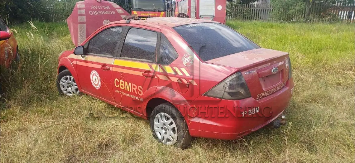 LOTE 002 - FORD/FIESTA SEDAN 1.6 FLEX