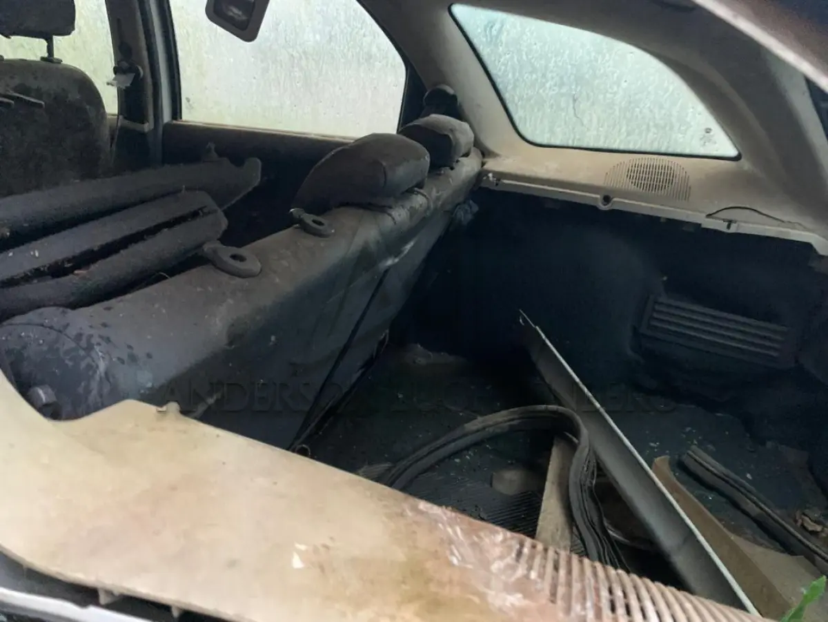 LOTE 001 - FIAT/WEEKEND ADVENTURE