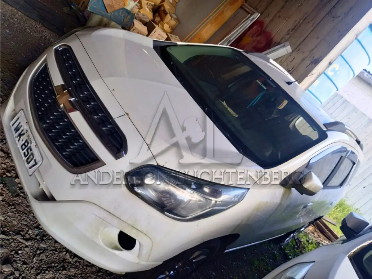 LOTE 001 - CHEVROLET SPIN 1.8L MT LTZ 2015/2016