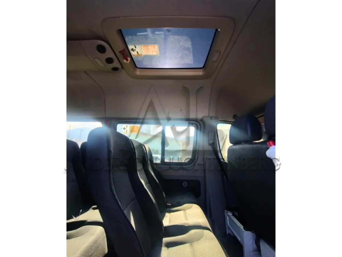 LOTE 004 - MERCEDES-BENS 415 CDI SPRINTERM 2013