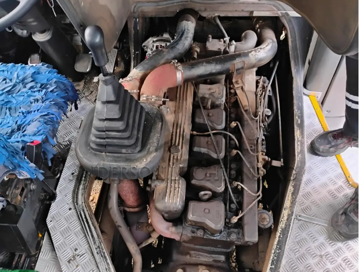 LOTE 016 - VOLKSWAGEN MAXIBUS URB16210