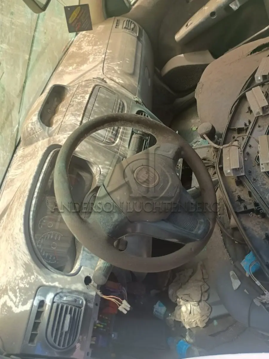 LOTE 001 - FIAT/WEEKEND ADVENTURE