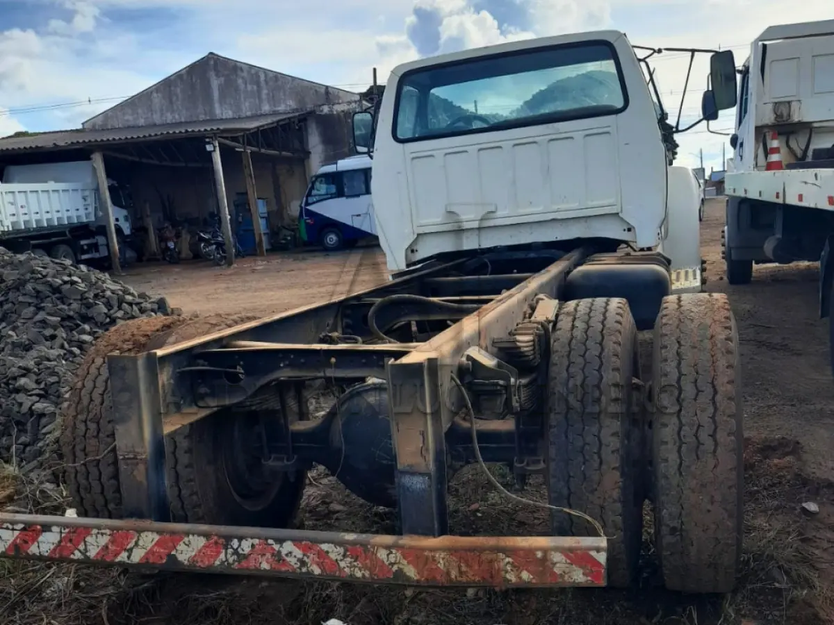 LOTE 009 - FORD F14000 HD ano/mod: 1998/1998