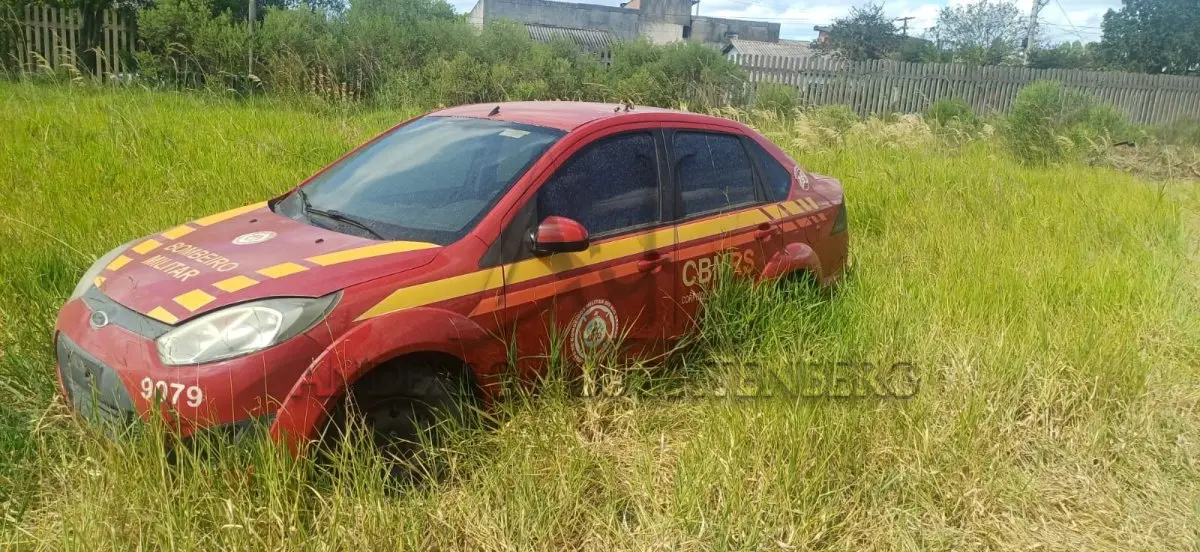 LOTE 003 - FORD/FIESTA SEDAN 1.6 FLEX