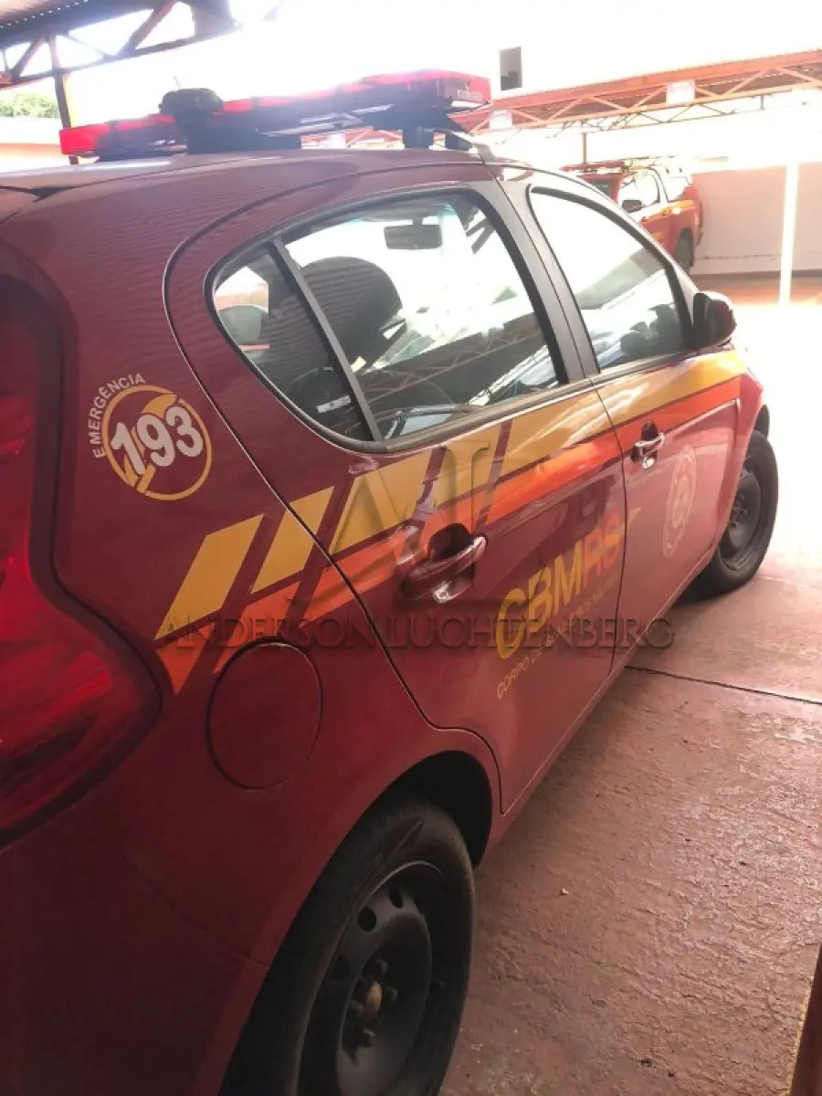 LOTE 023 - FIAT/PALIO ESSENCE 1.6