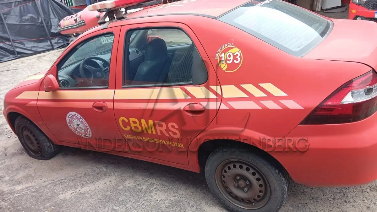 LOTE 085 - GM/PRISMA MAXX