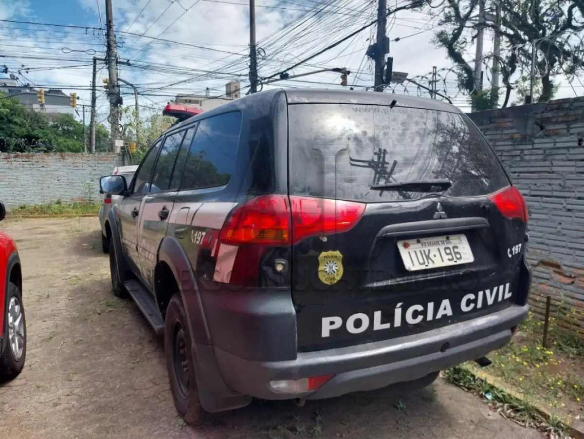 LOTE 049 - MMC/PAJERO DAKAR D