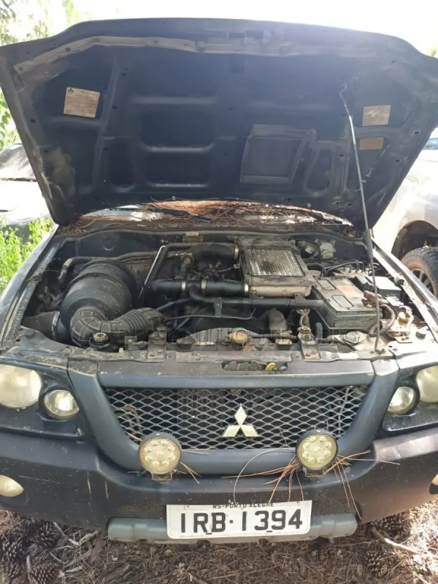 LOTE 063 - MMC/L200 4X4 GL