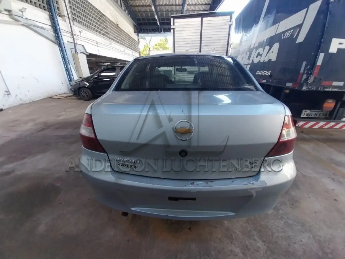 LOTE 053 - GM/PRISMA JOY