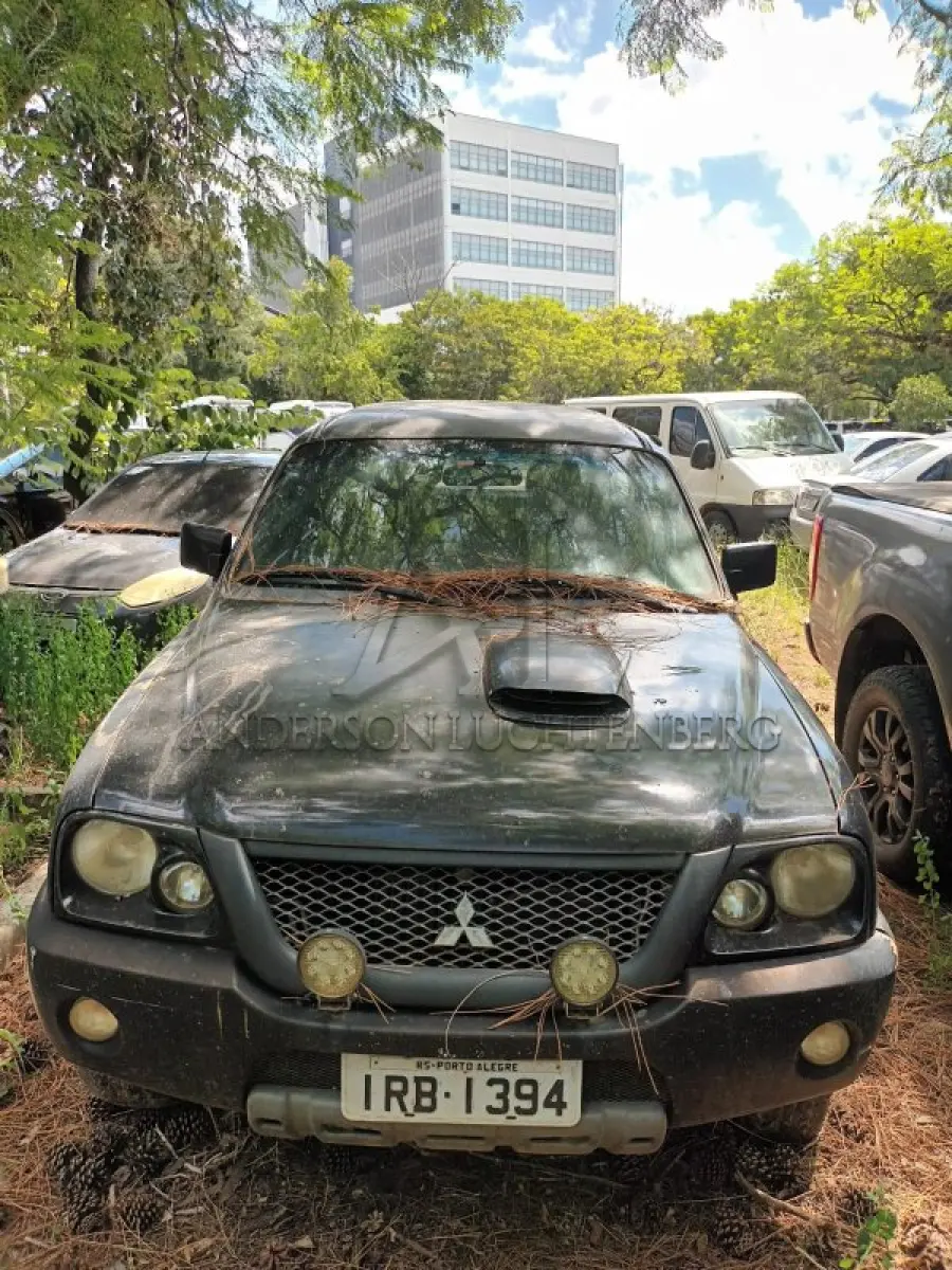 LOTE 063 - MMC/L200 4X4 GL