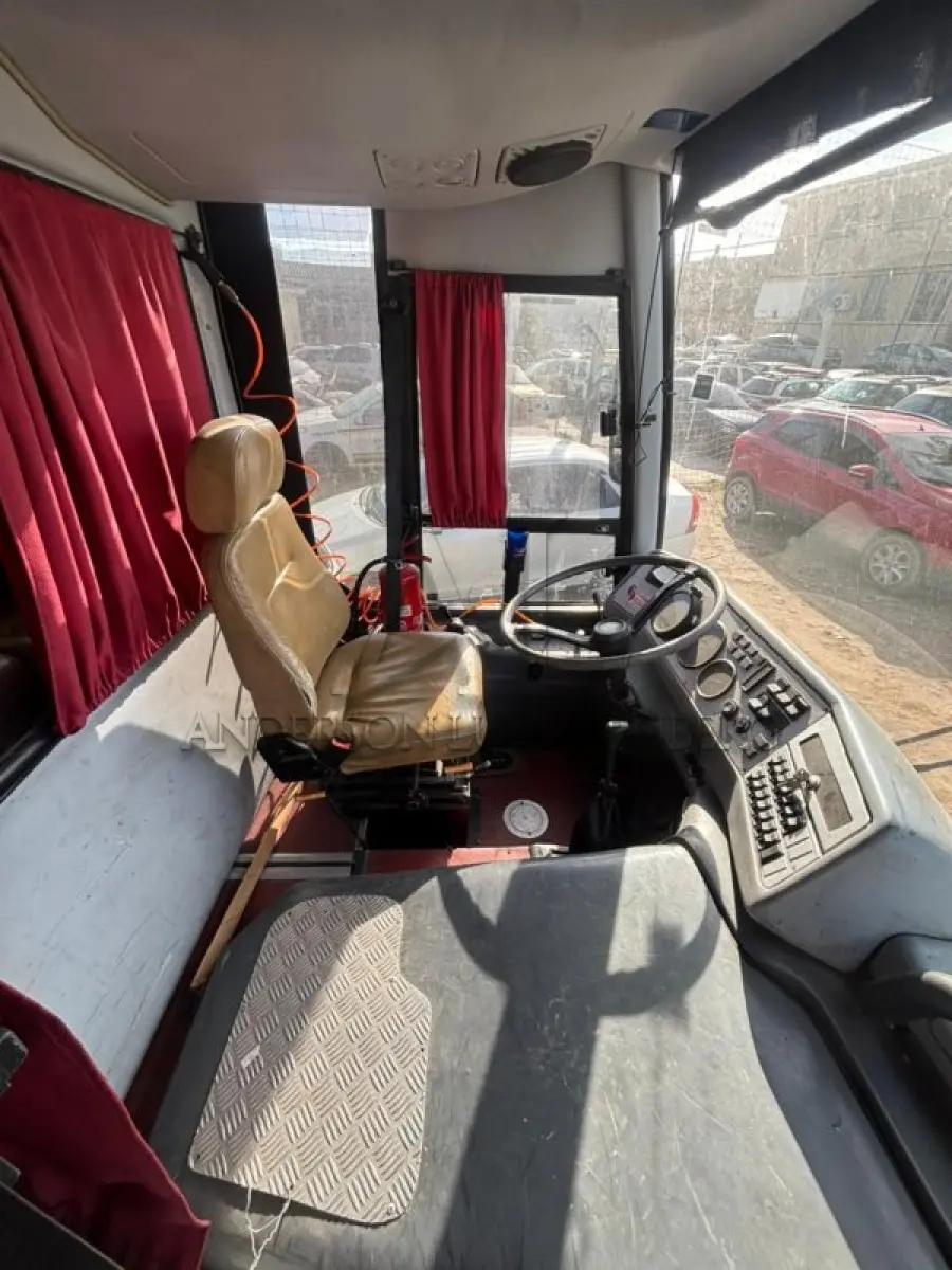 LOTE 037 - M.BENZ/ÔNIBUS OF 1318