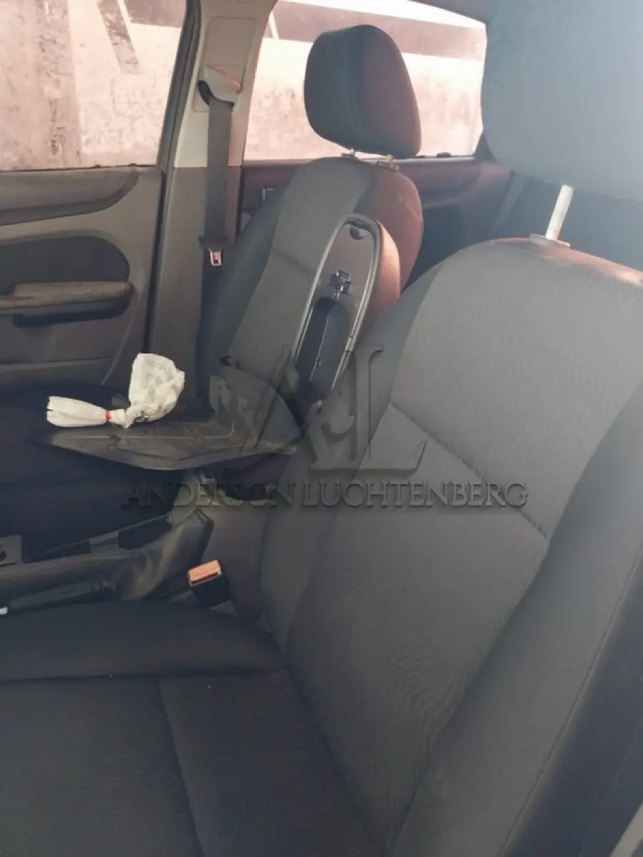 LOTE 041 - I/FORD FOCUS 2.0L FC