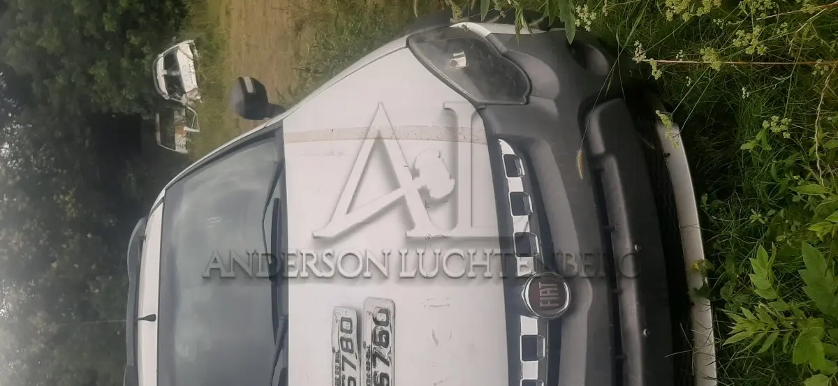 LOTE 077 - FIAT/WEEKEND ADVENTURE