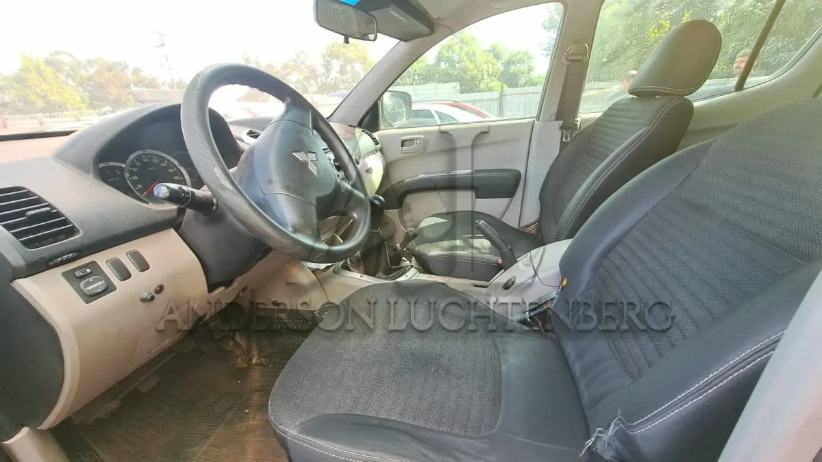 LOTE 078 - MMC/L200 TRITON 3.2 D