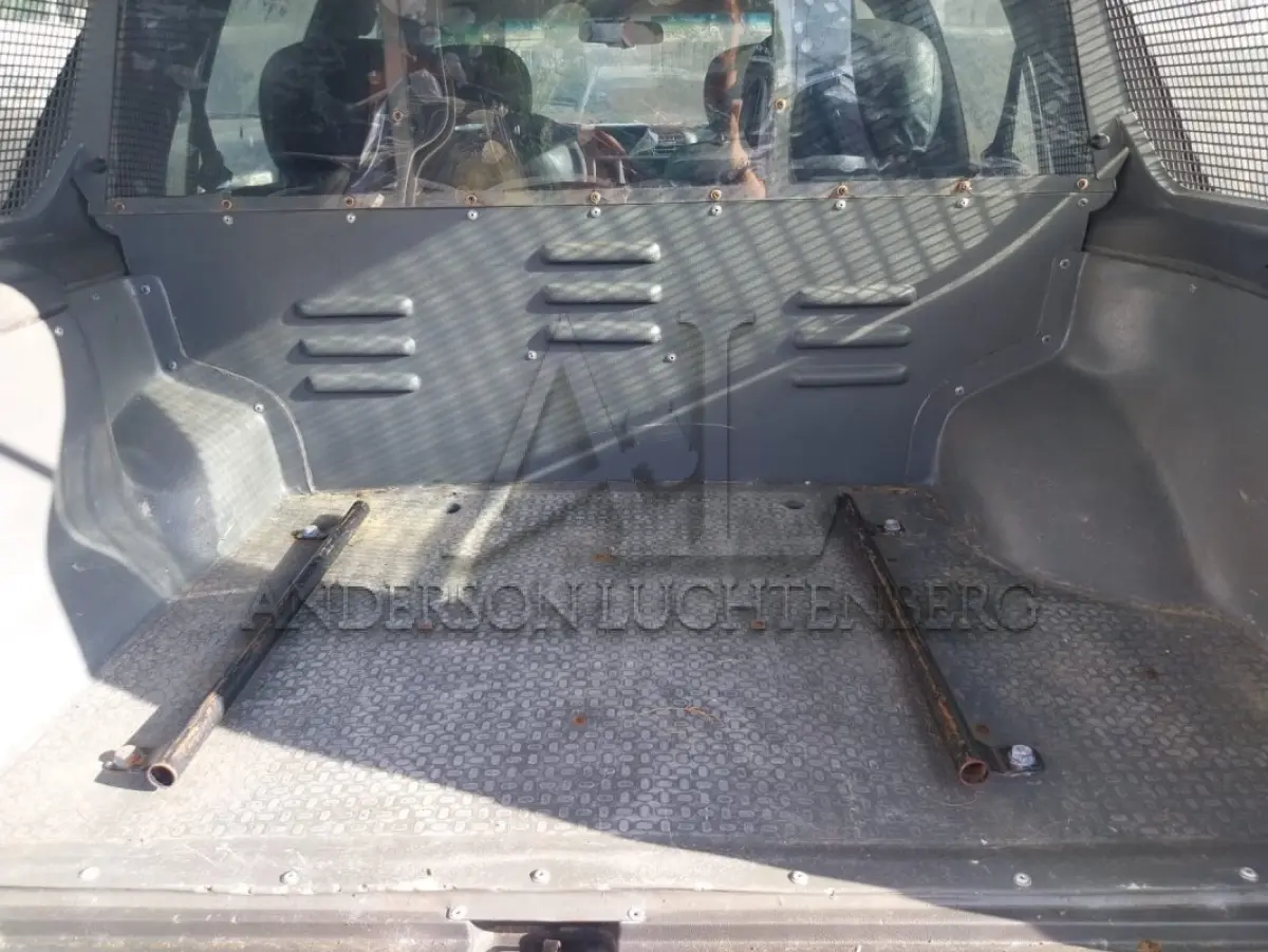 LOTE 044 - GM/BLAZER ADVANTAGE