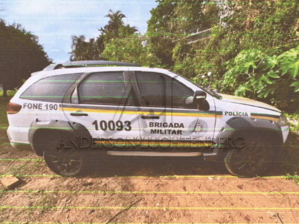 LOTE 033 - FIAT/WEEKEND ADVENTURE
