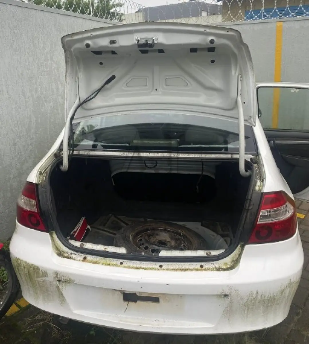 LOTE 035 - GM/PRISMA MAXX