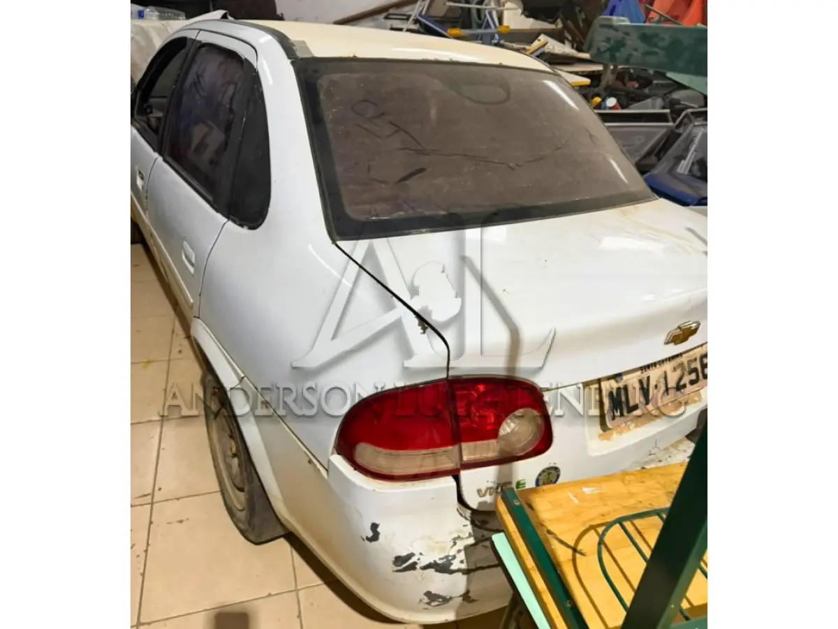 LOTE 006 - Veículo GM/Chevrolet Classic LS, 2013/2014
