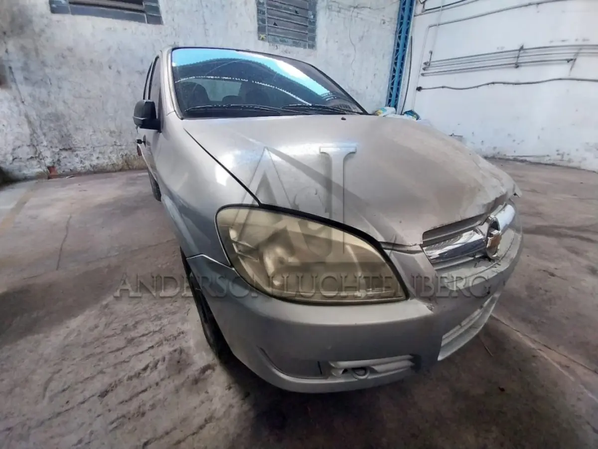 LOTE 053 - GM/PRISMA JOY