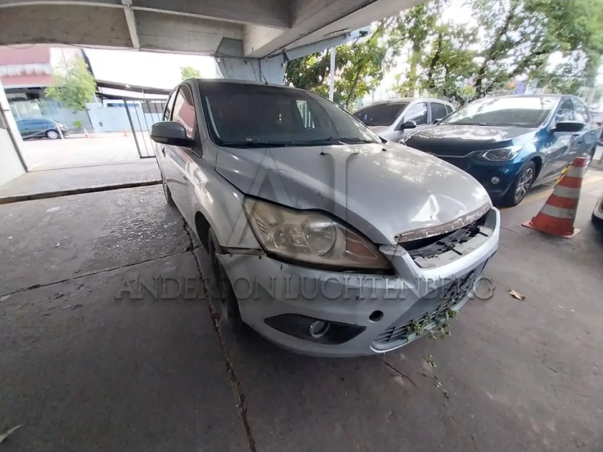 LOTE 047 - I/FORD FOCUS 2L FC FLEX