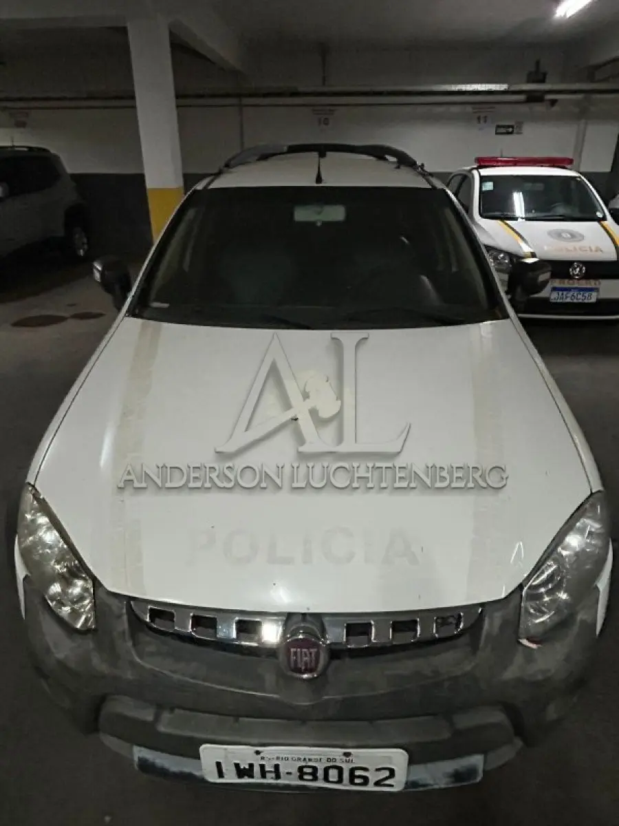 LOTE 074 - FIAT/WEEKEND ADVENTURE