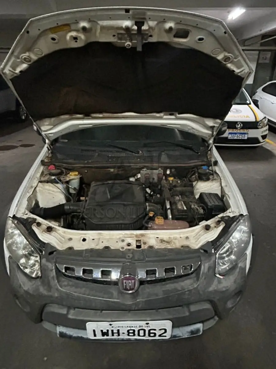 LOTE 074 - FIAT/WEEKEND ADVENTURE