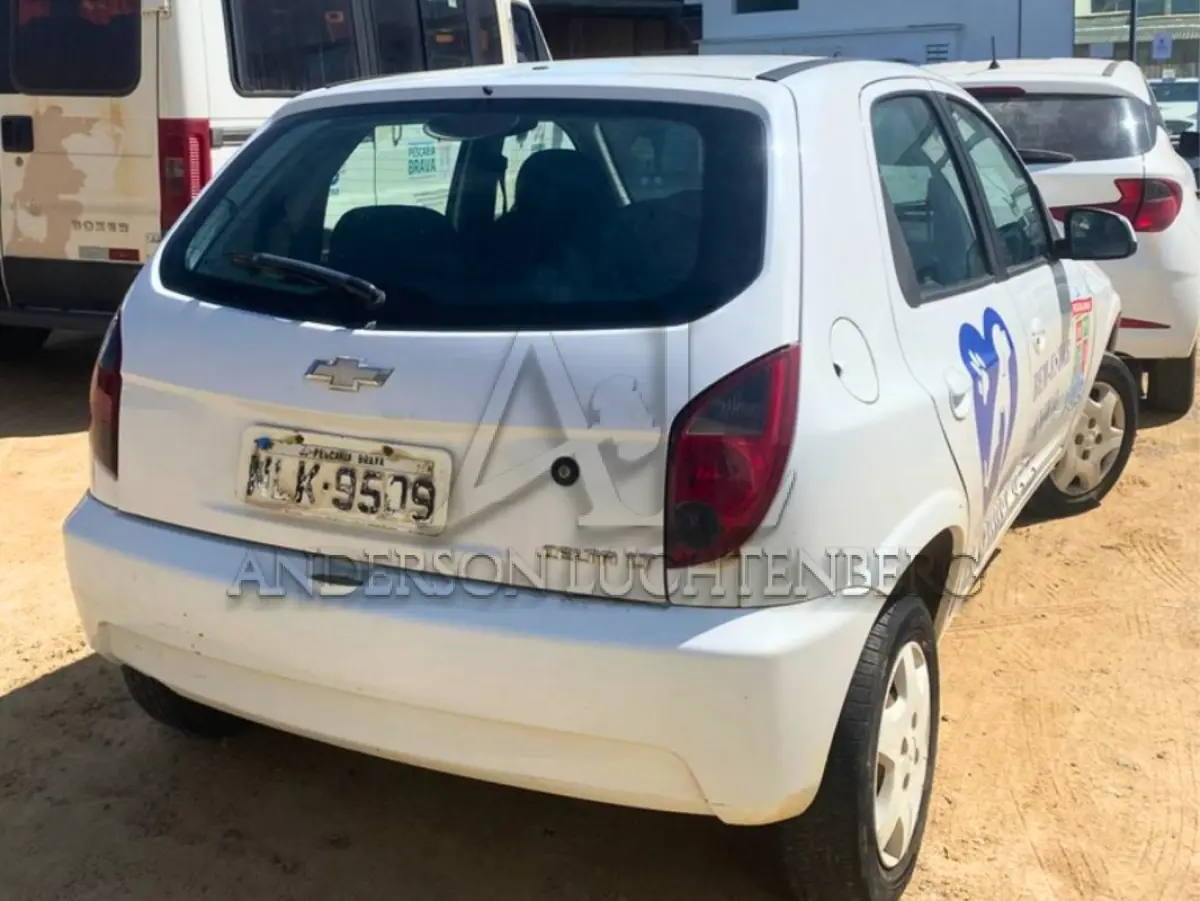 LOTE 009 - Chevrolet/Celta 1.0L LT, ano/modelo 2014/2015