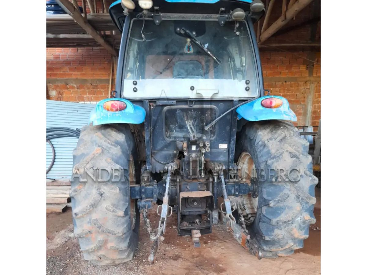 LOTE 007 - TRATOR LS PLUS 80 CABINADO 2015