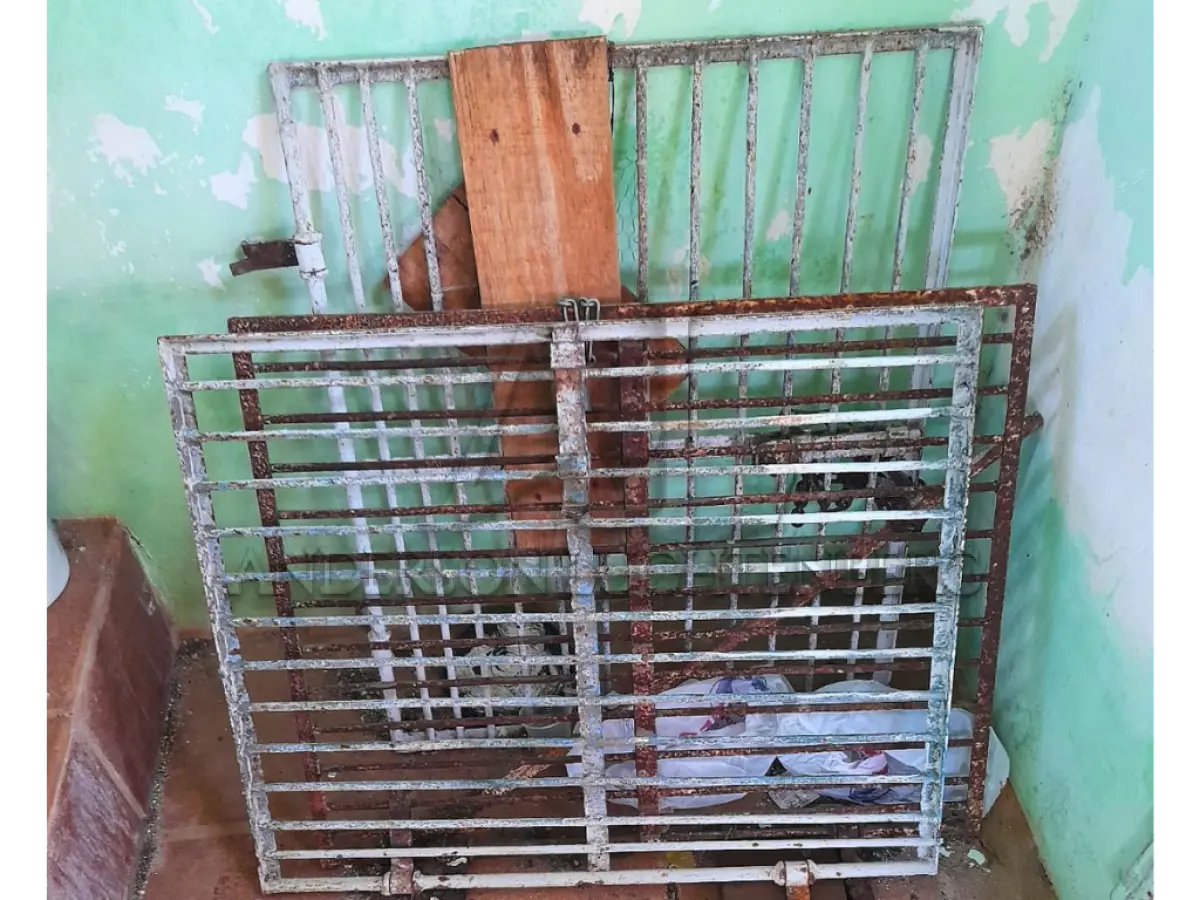 LOTE 011 - SUCATAS DIVERSAS