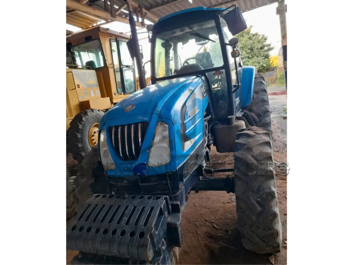 LOTE 007 - TRATOR LS PLUS 80 CABINADO 2015
