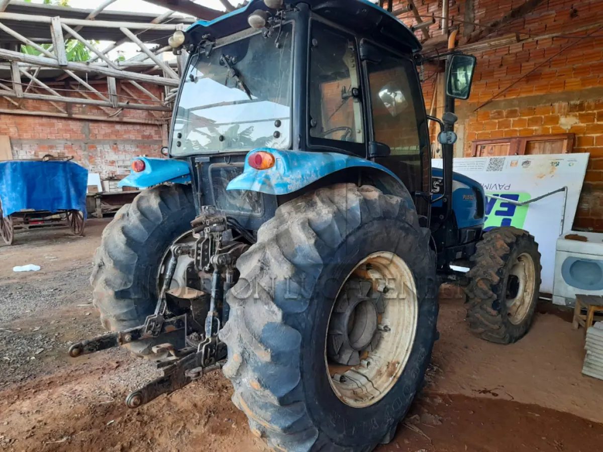 LOTE 007 - TRATOR LS PLUS 80 CABINADO 2015