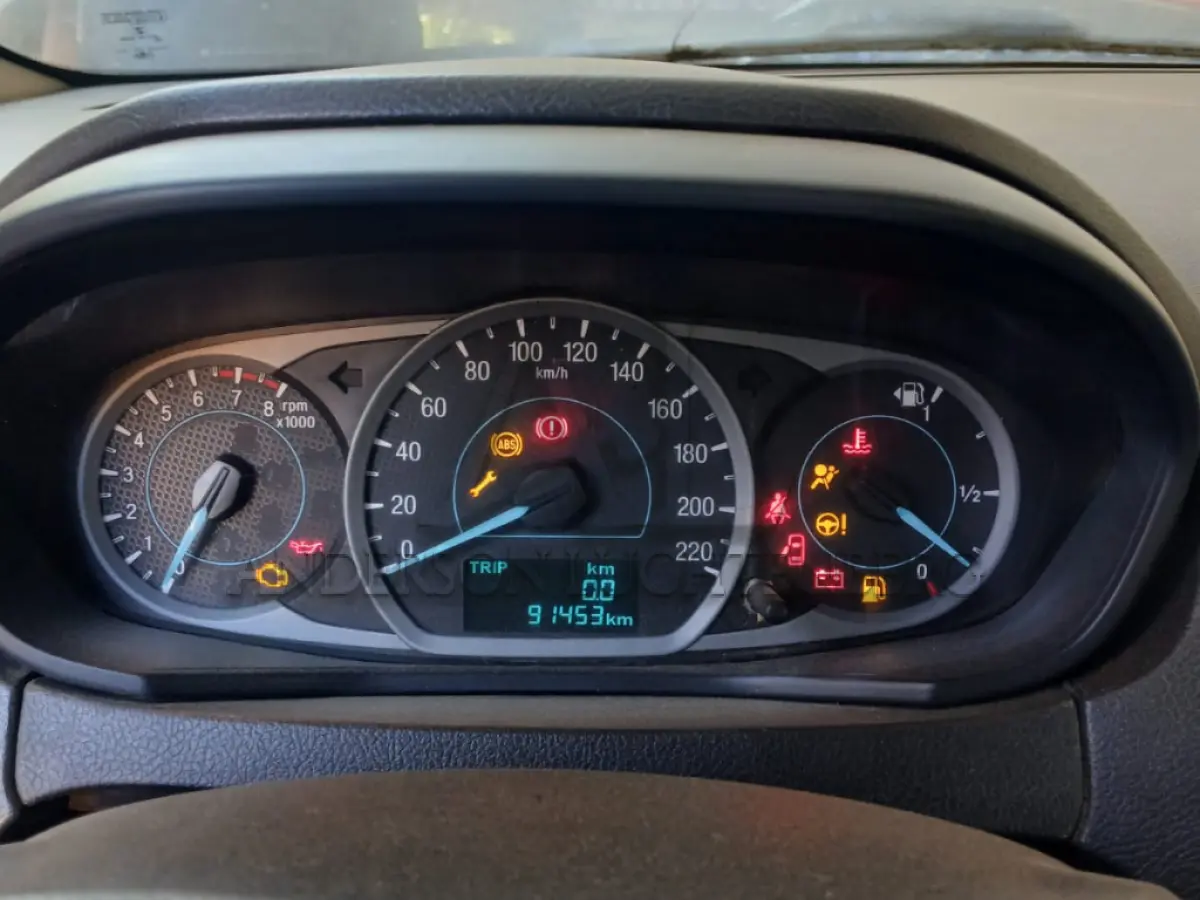 LOTE 005 - FORD KA SE 1.5 SEDAN C 2019