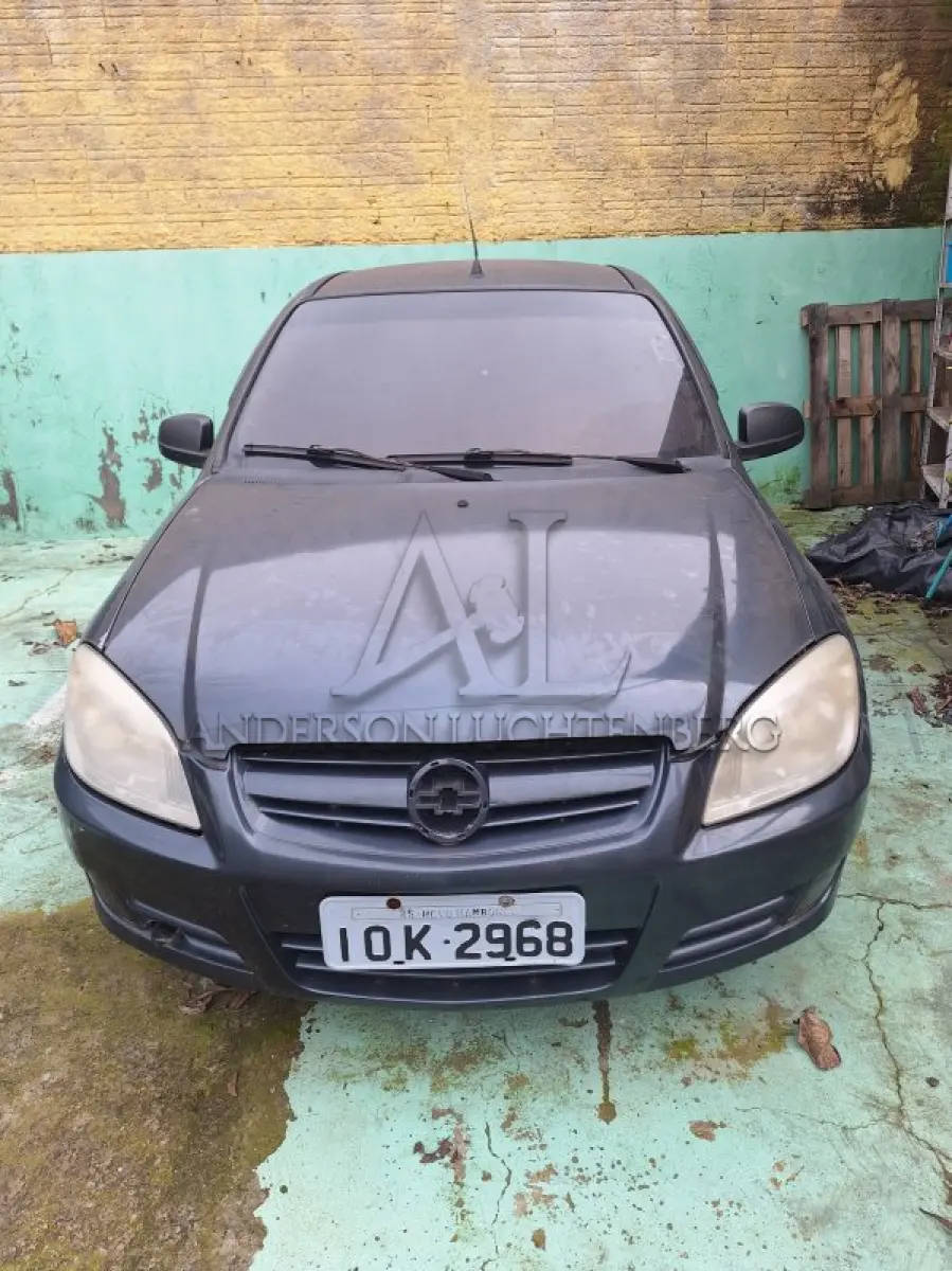 LOTE 083 - GM/PRISMA JOY