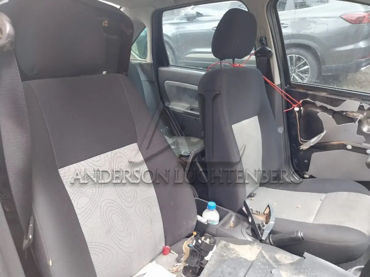 LOTE 045 - FORD/FIESTA SEDAN 1.6 FLEX