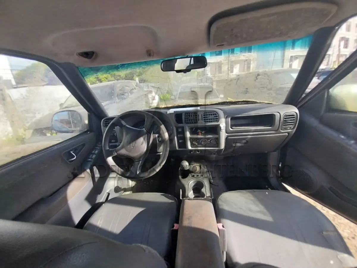 LOTE 044 - GM/BLAZER ADVANTAGE