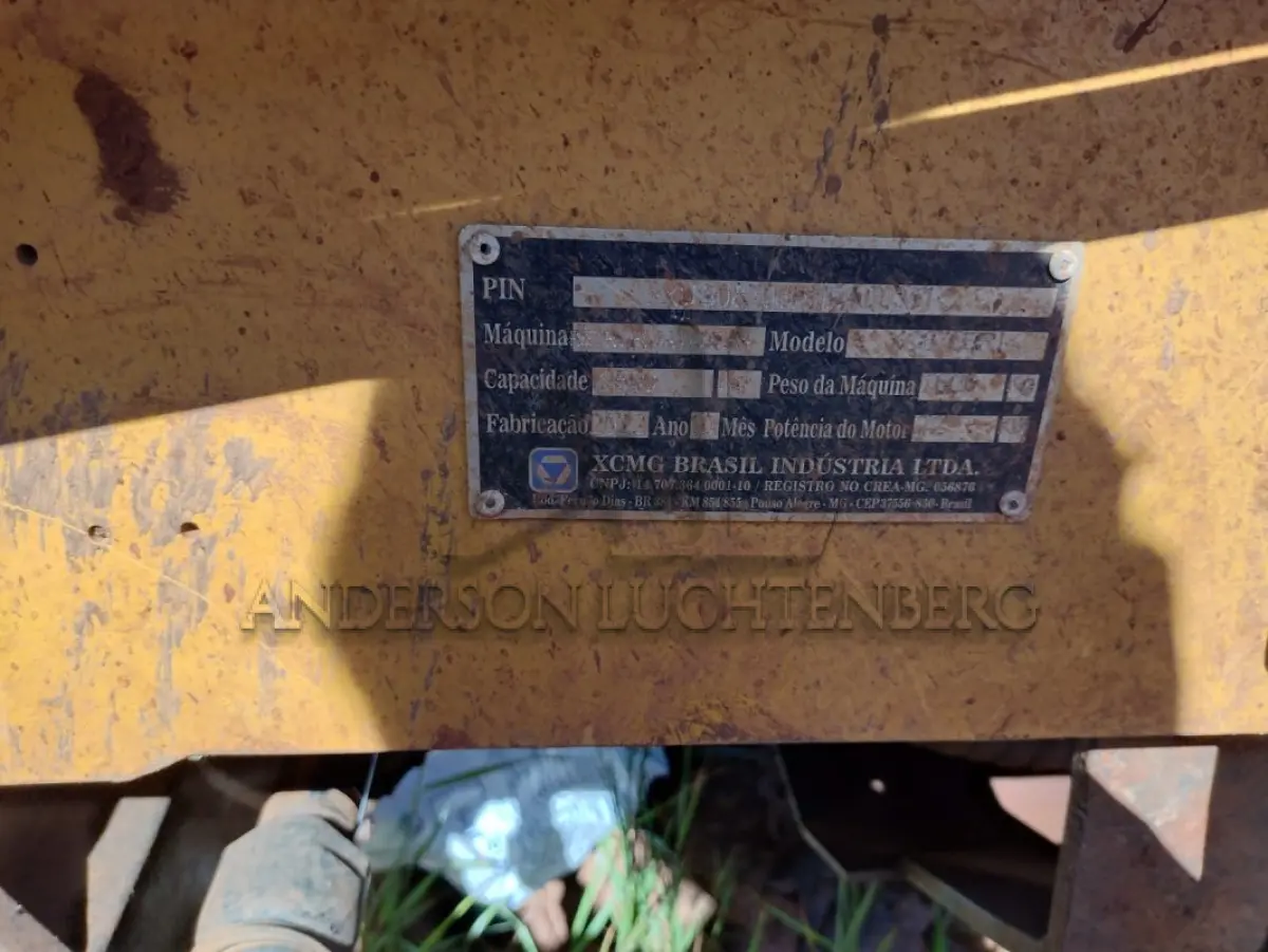LOTE 021 - Retroescavadeira XCMG XC870BRI - 2021
