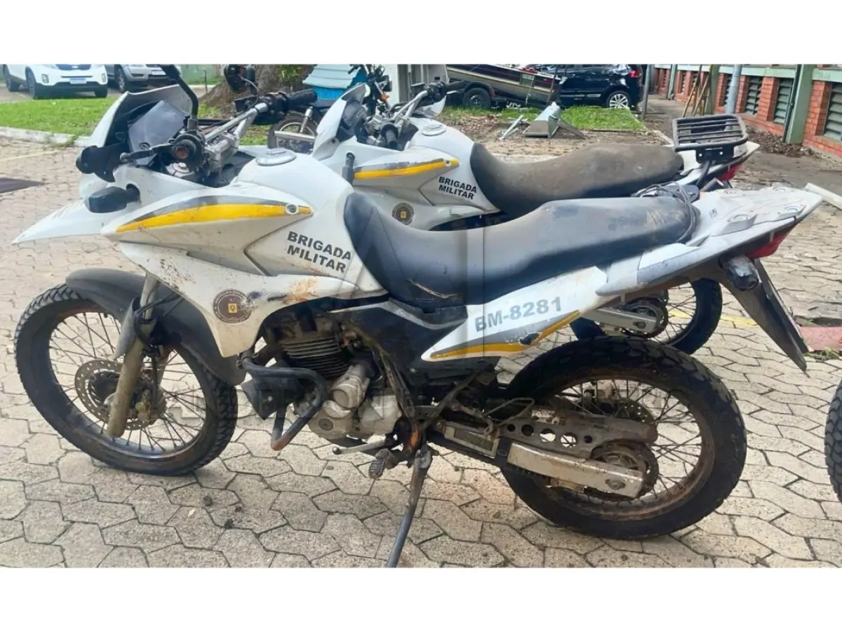 LOTE 081 - HONDA/XRE 300